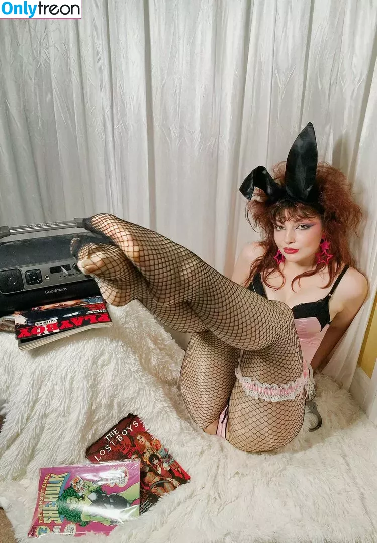 kittens_with_mittens голая photo #0001 (80s_pinup_doll / syd.not.so.vicious / syd_not_so_vicious_)