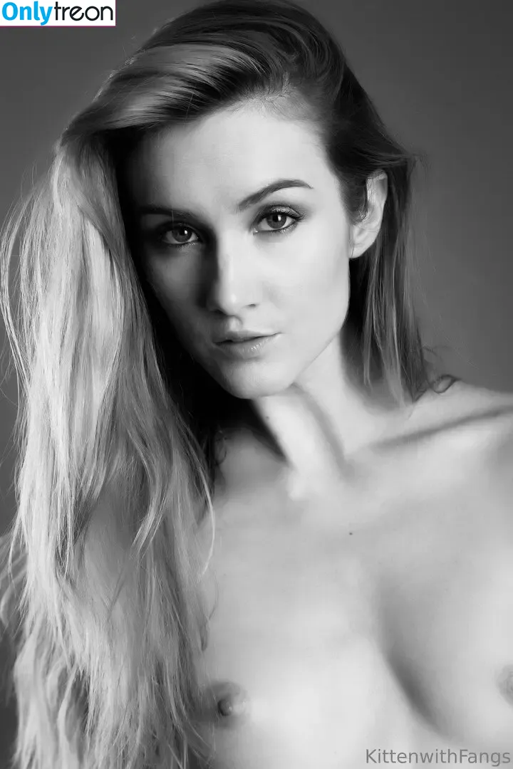 kittenwithfangsfree nude photo #0237 (kittenwithfangs)