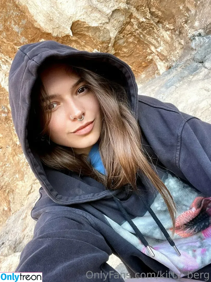 Kitty Berg голая photo #1820 (kitty_berg / kittyberg)