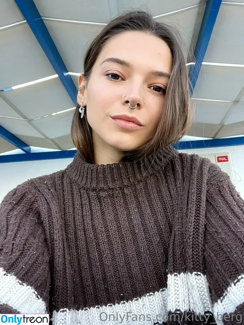 Kitty Berg голая photo #1822 (kitty_berg / kittyberg)