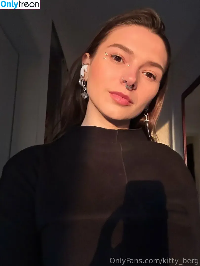Kitty Berg голая photo #1864 (kitty_berg / kittyberg)