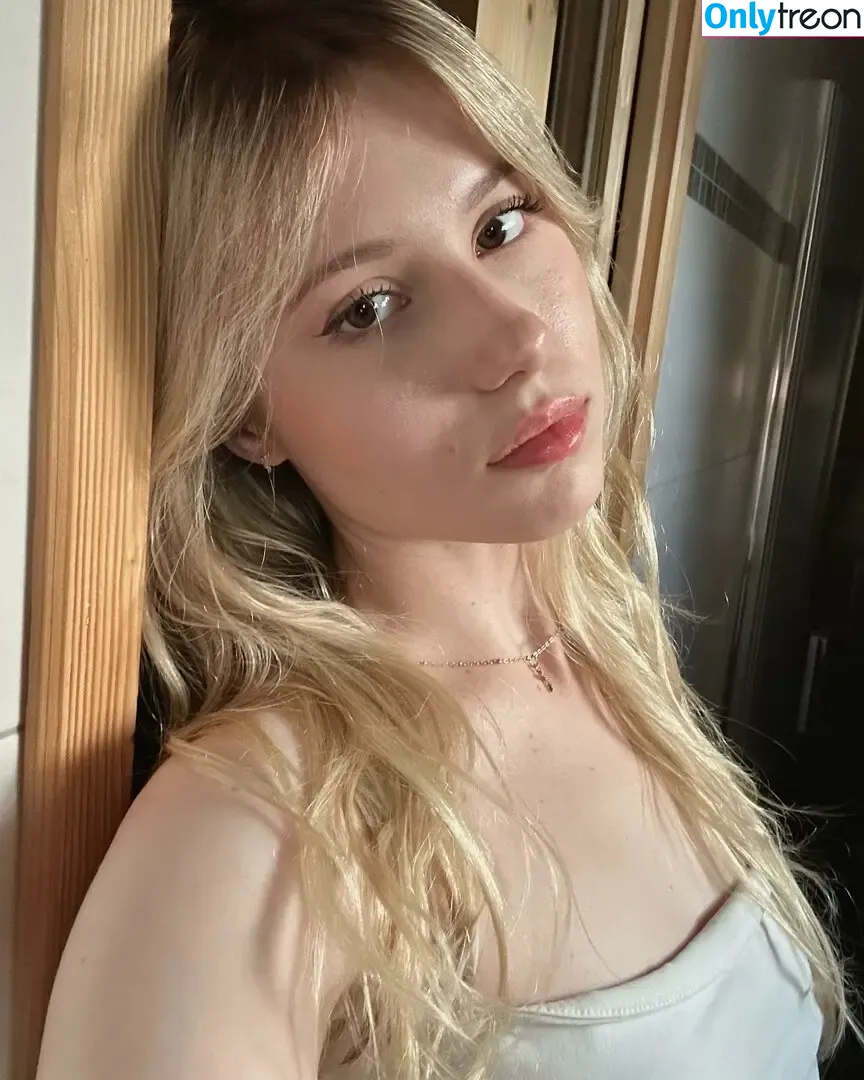 Kitty-Mae голая photo #0055 (kittymerritt)