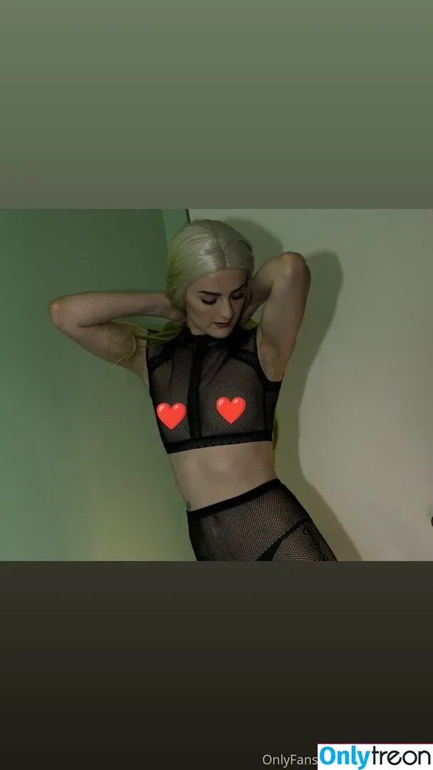 kittykass-free голая photo #0022 (gummykass)