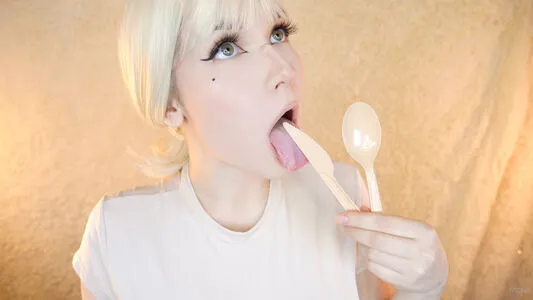 KittyKlaw ASMR / asmr.kittyklaw фото голая #0209