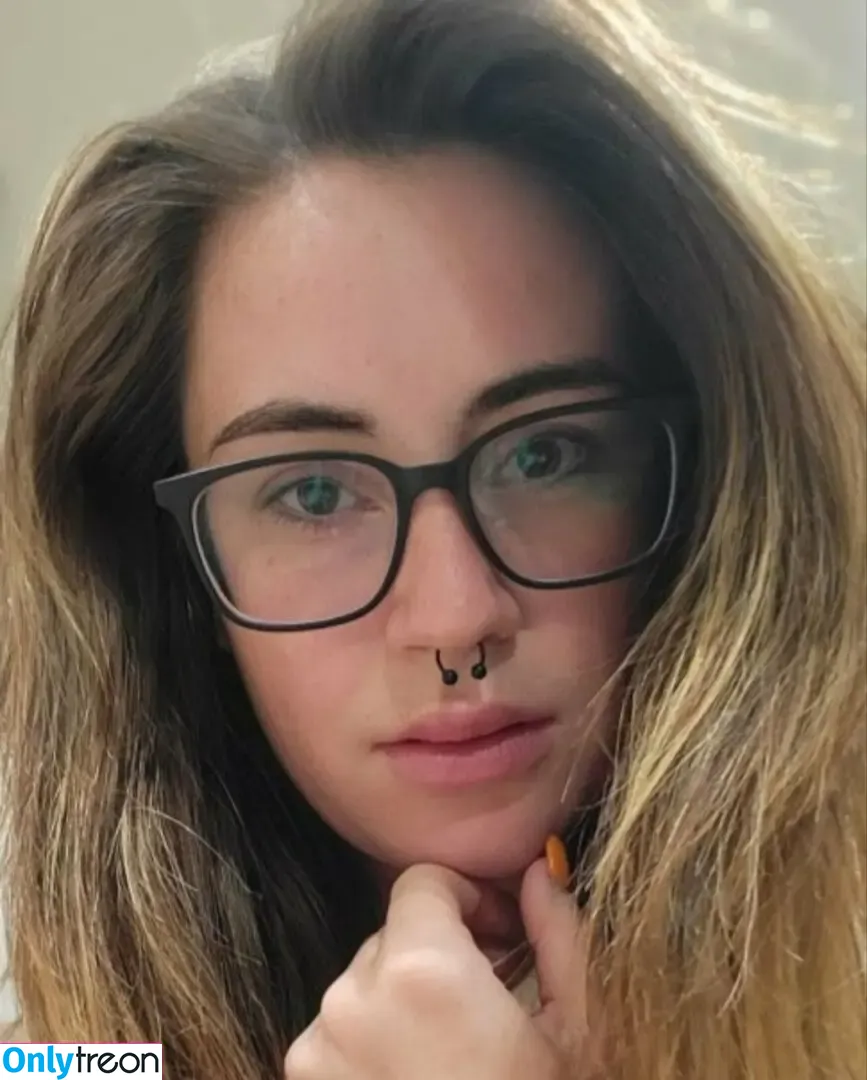 Kittylicks nude photo #0079 (xxkittylicksxx)