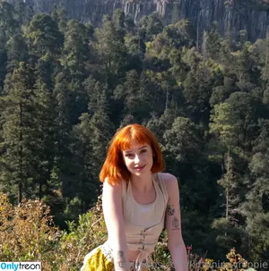 kittynippyhippie / littlenippyhippie nude photo #0010