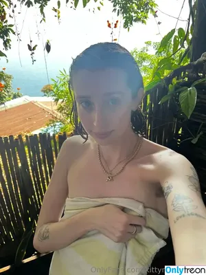 kittynippyhippie / littlenippyhippie nude photo #0080