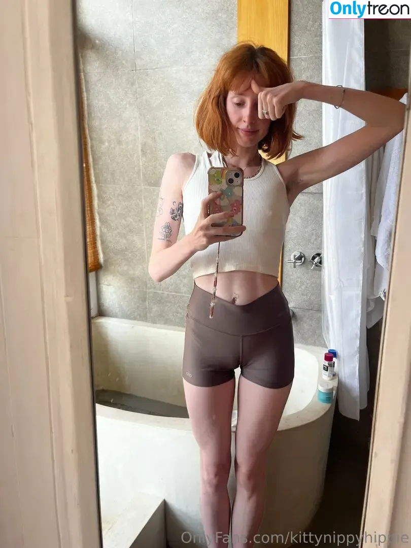 kittynippyhippie nude photo #0057 (littlenippyhippie)
