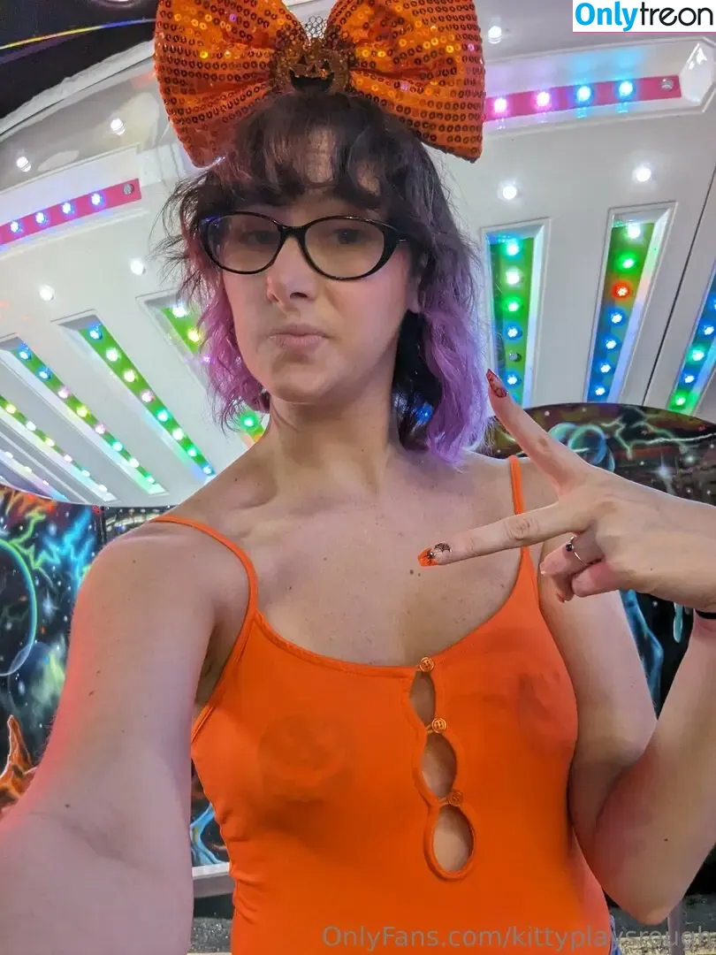kittyplaysrough голая photo #0018 (kittyplays)
