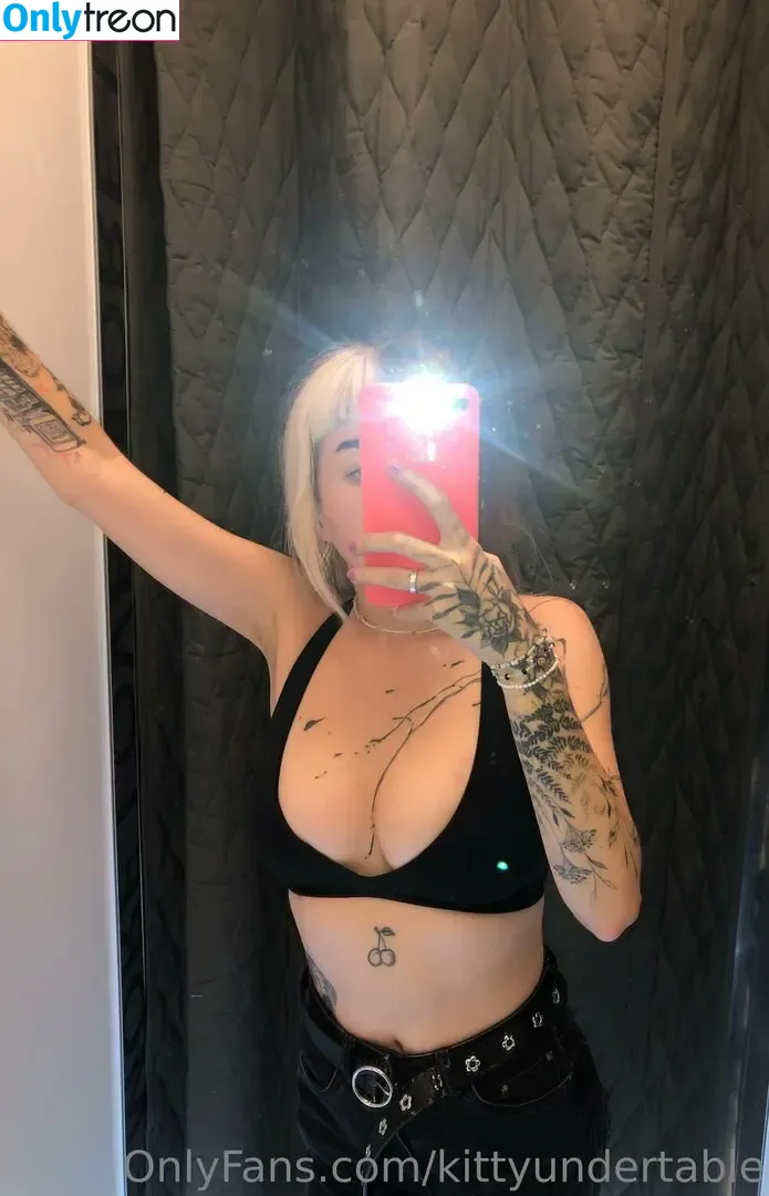 kittyundertable nude photo #0003 (sue.chan)