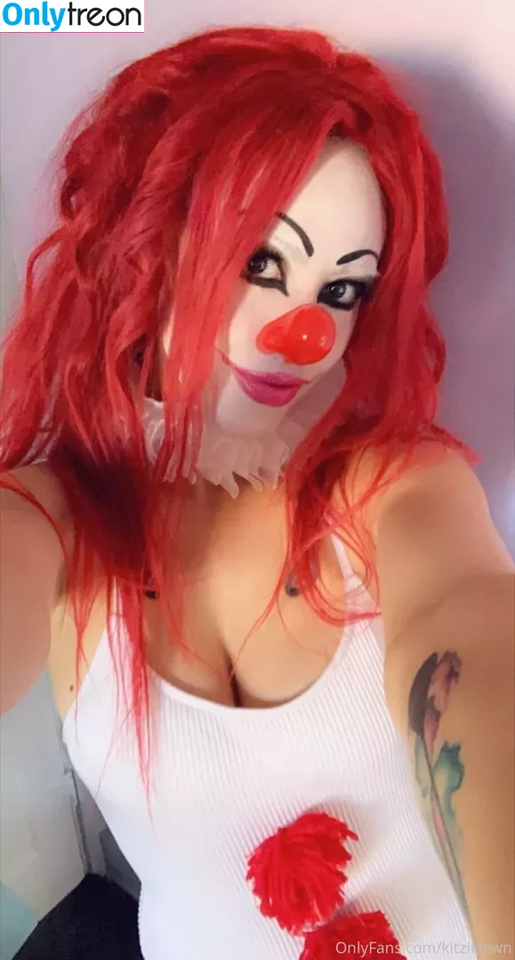 kitziklown голая photo #0023 (kitziklown)