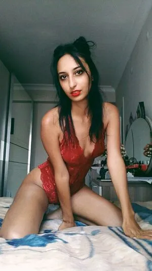 Kizillolita / Kizilkadinn Buse Kılınçdemir nude photo #0031