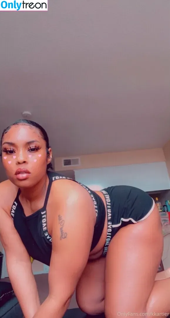 kkartier nude photo #0009 (Karamelkartier / k.kartier_)