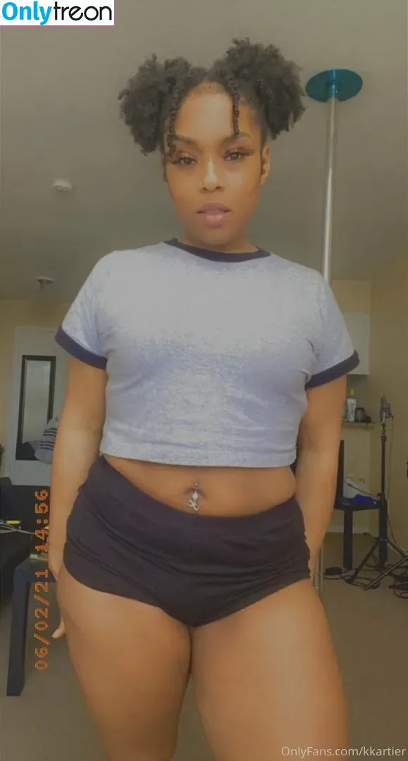 kkartier nude photo #0013 (Karamelkartier / k.kartier_)