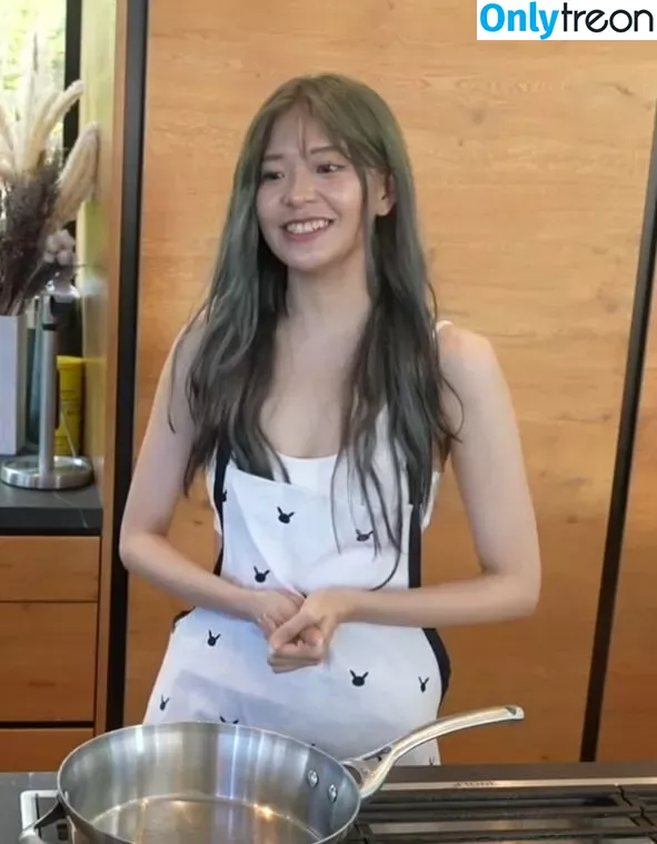 Kkatamina nude photo #0256 (Miyoung)