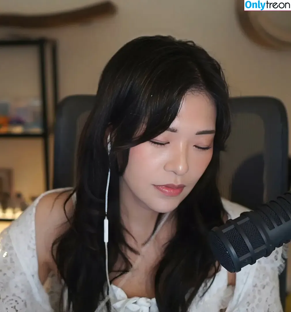 Kkatamina nude photo #0425 (Miyoung)