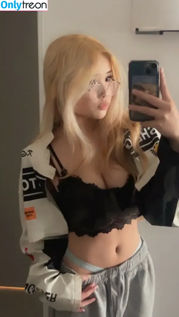 kkellyhsu голая photo #0002 (kkellyhsu)