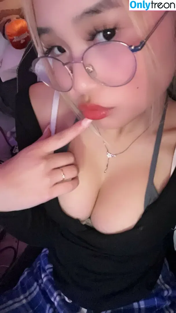 kkellyhsu голая photo #0067 (kkellyhsu)