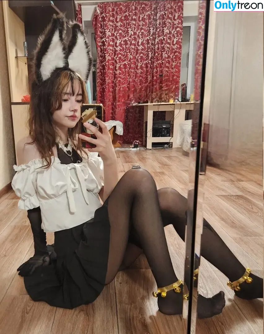 _kkexitt_ nude photo #0033 (_kkexitt_)