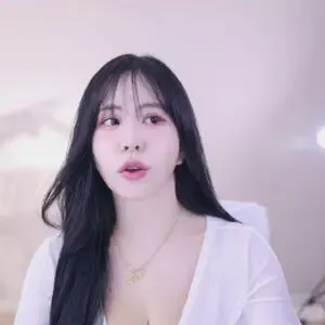 Kkkku96 / 민가유 nude photo #0007