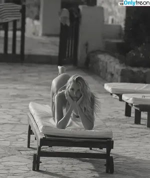 Klara Hellqvist / klarahellqvist nude photo #0239