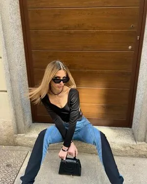 Klea Brahimi / klea_bra фото голая #0040