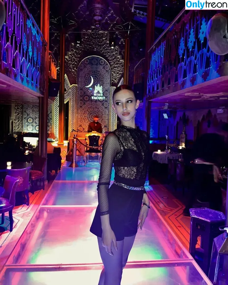 Klea Brahimi голая photo #0032 (klea_bra)