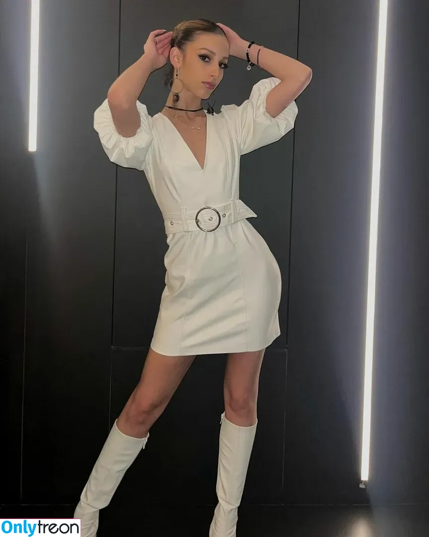 Klea Brahimi голая photo #0053 (klea_bra)