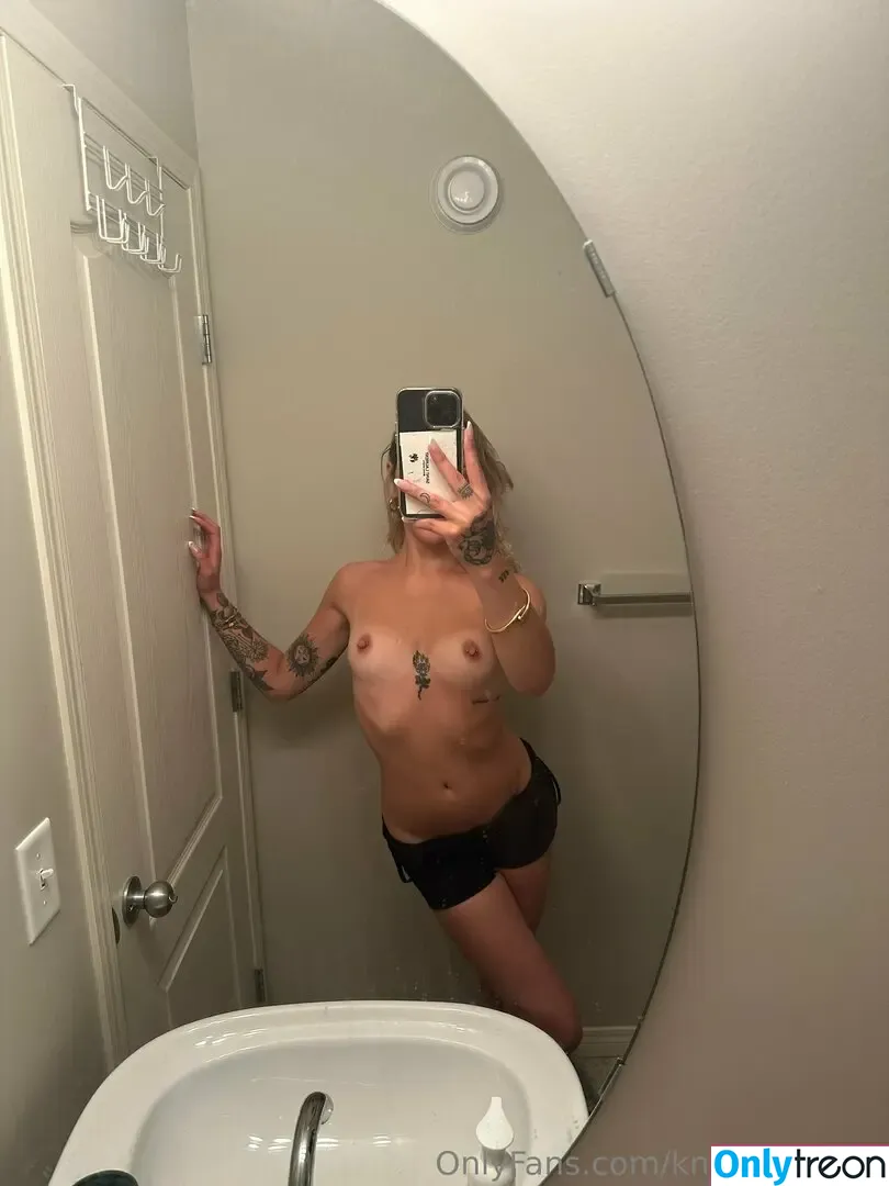 knifegrlfriend nude photo #0116 (knifegrlfriend)