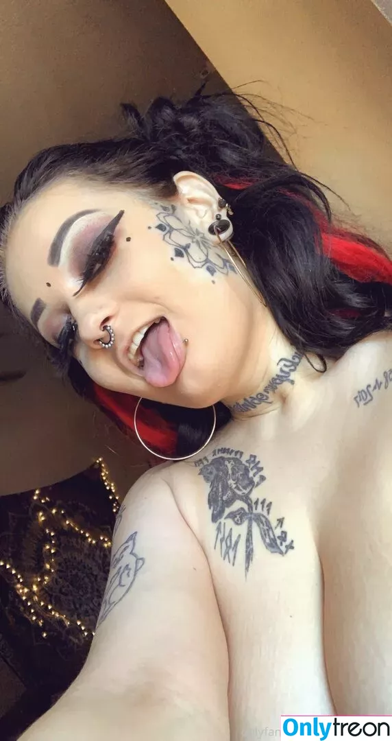 knockedxloose nude photo #0001 (knockedloosehc)