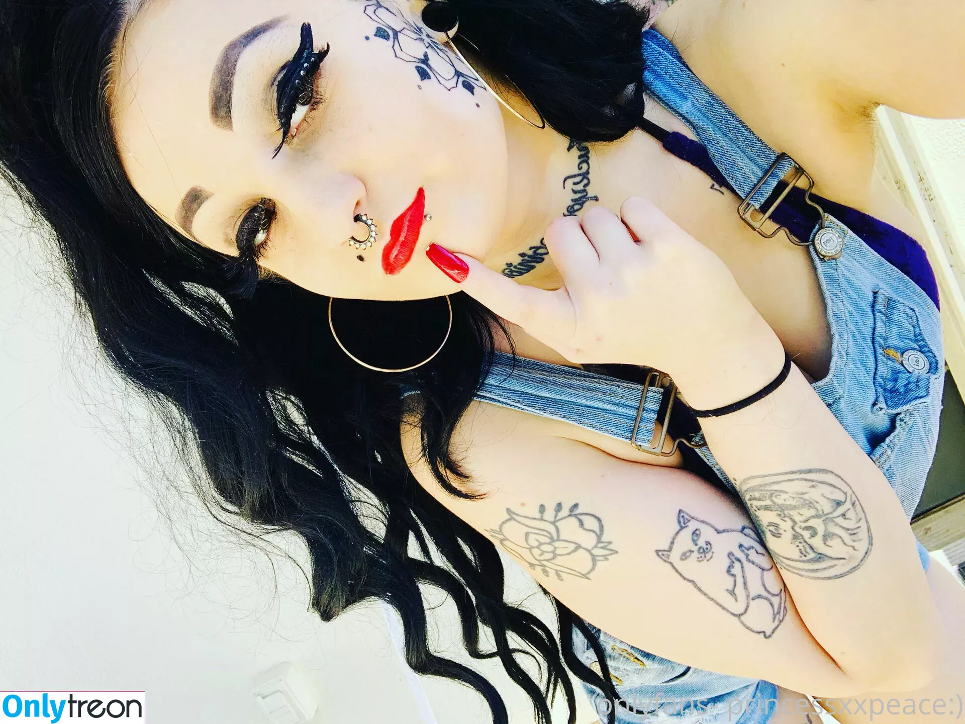 knockedxloose nude photo #0003 (knockedloosehc)