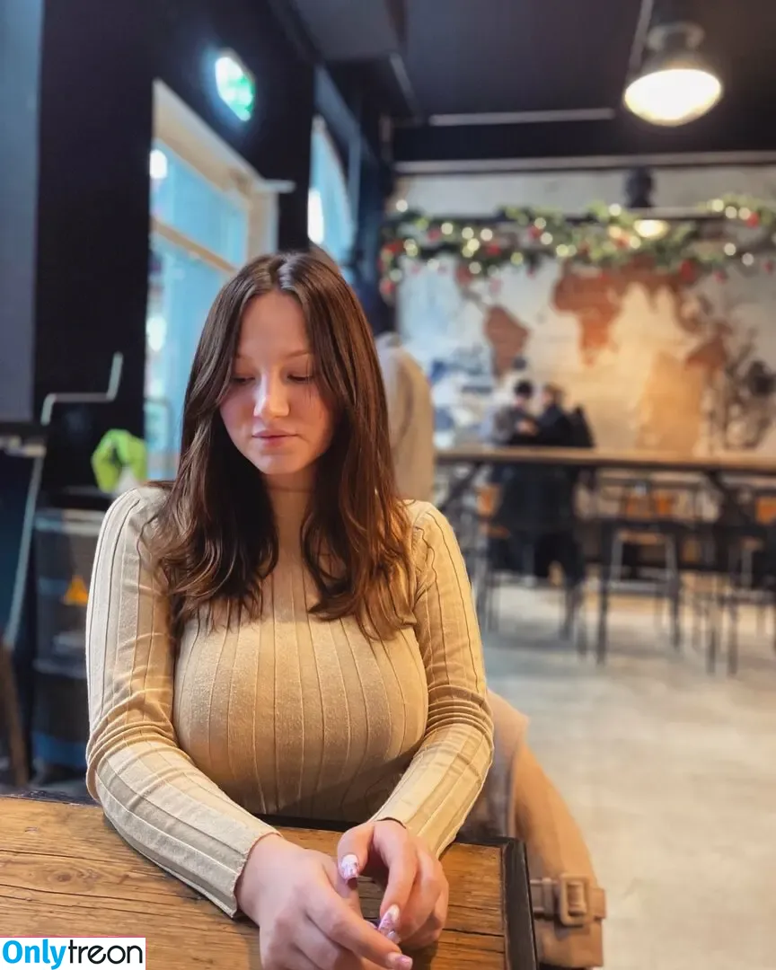 Koliska Vitru голая photo #0020 (koliskavitru / kristi_ti_ti)