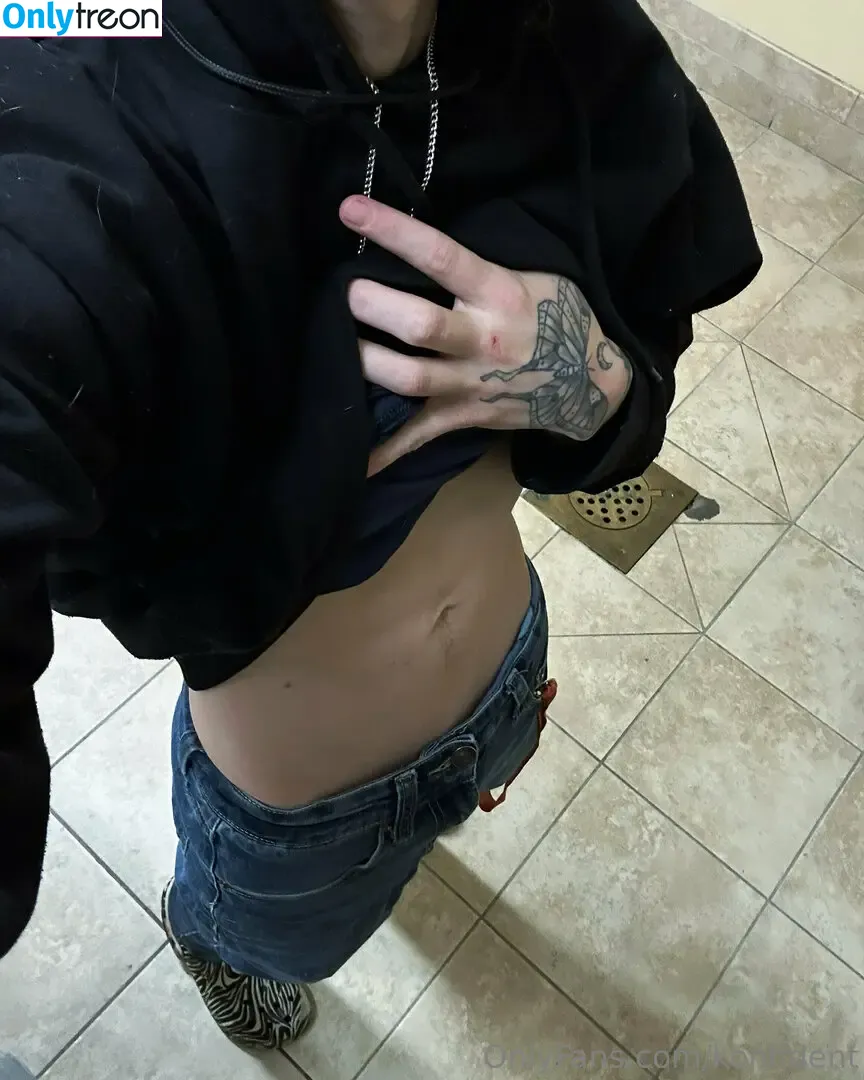 konfident nude photo #0031 (blingradioshow)
