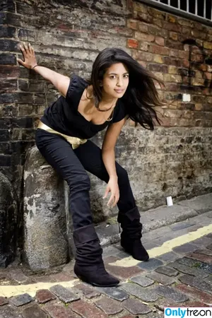 Konnie Huq / cookiebykonnie фото голая #0076