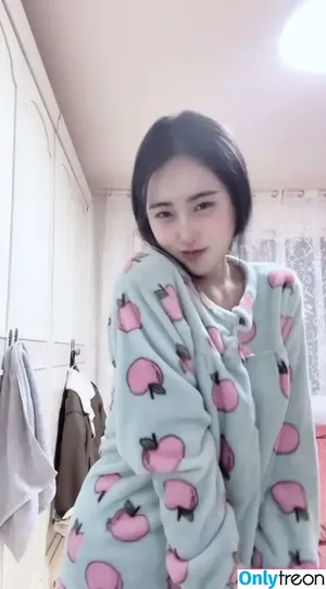 Korean BJ / Broadcast Jockeys / KBJ nude photo #0003