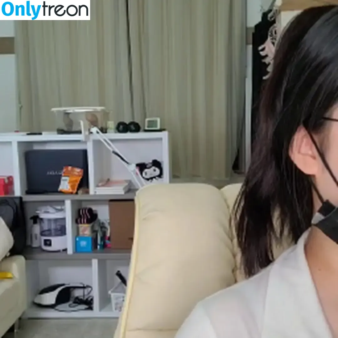 Korean BJ nude photo #0008 (Broadcast Jockeys / KBJ)