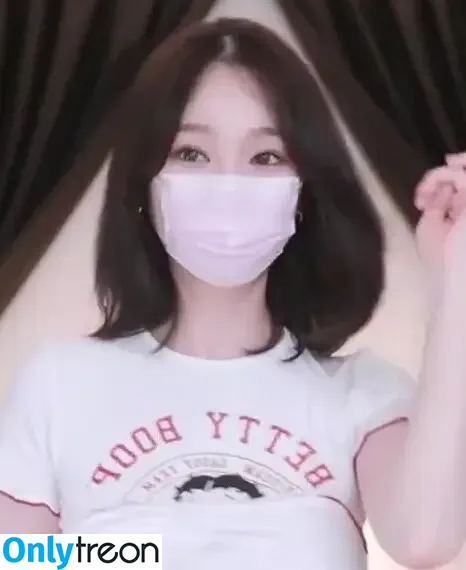 Korean BJ nude photo #0015 (Broadcast Jockeys / KBJ)