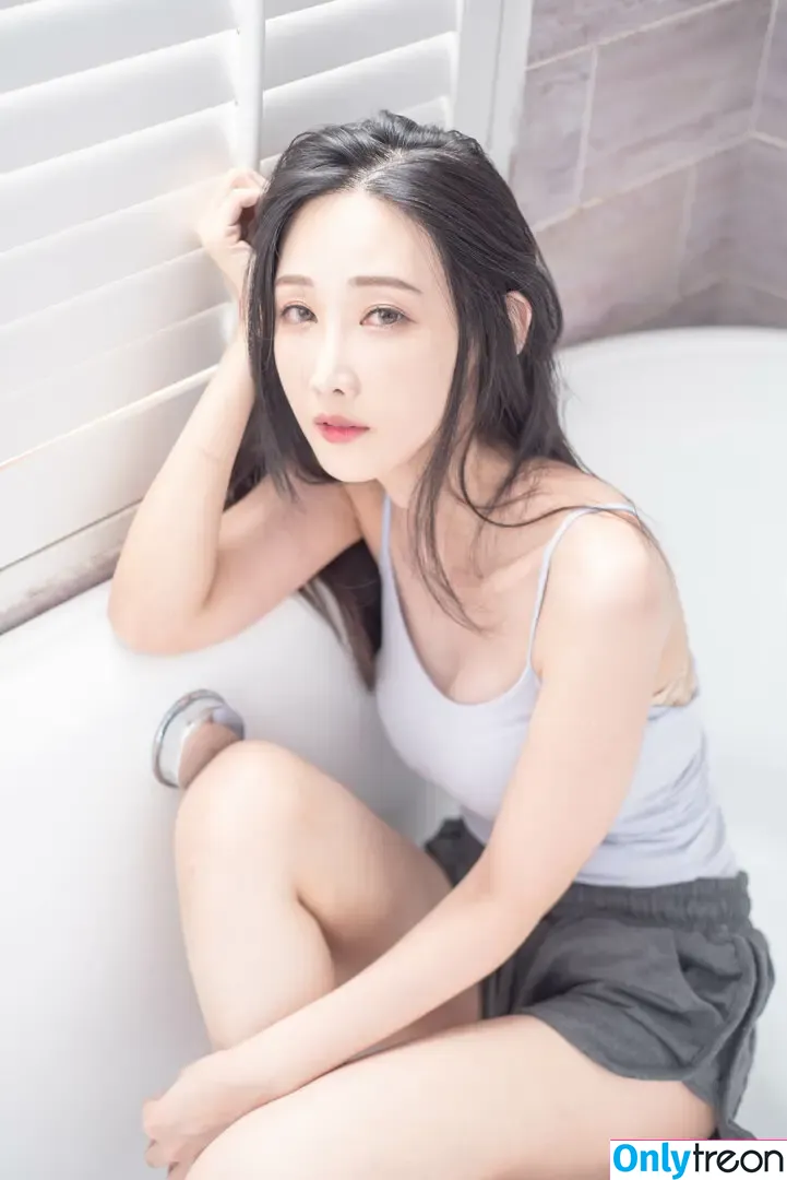 Kosos2684 nude photo #0399 (蕎蕎_ 小妃姬)