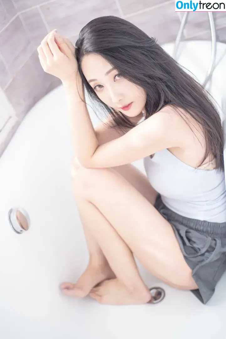 Kosos2684 nude photo #0410 (蕎蕎_ 小妃姬)
