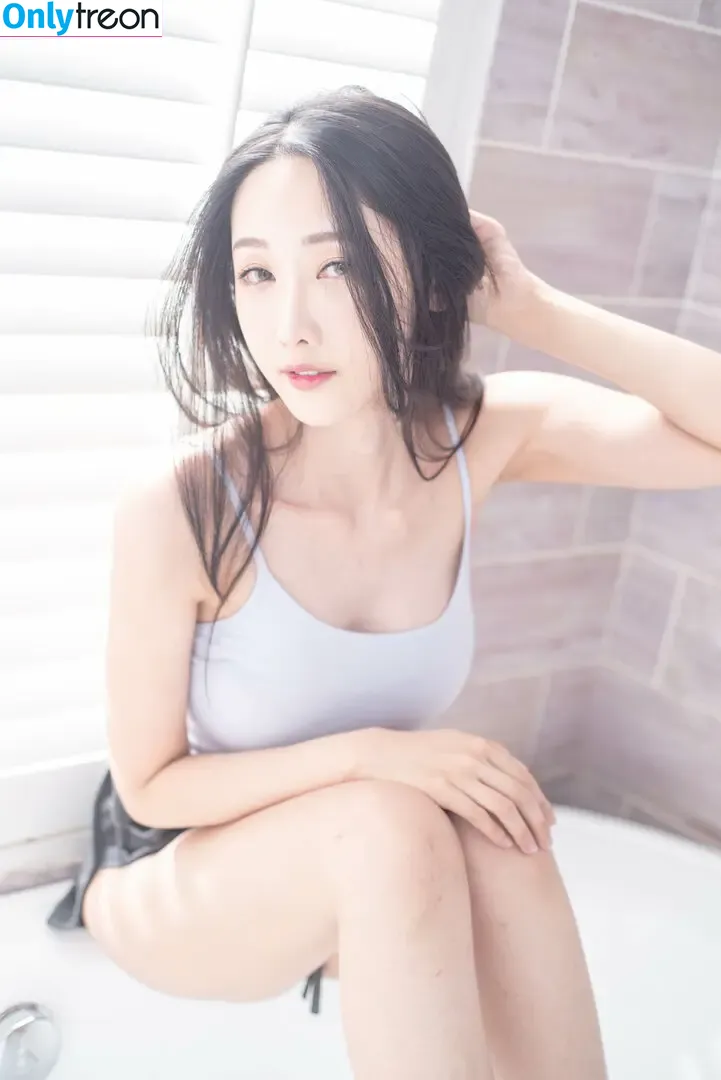 Kosos2684 nude photo #0420 (蕎蕎_ 小妃姬)