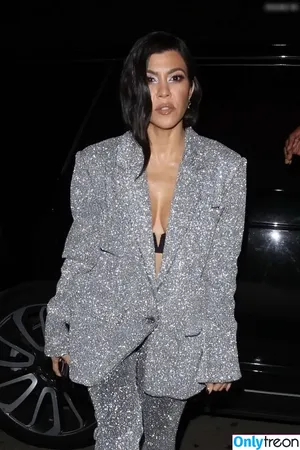 Kourtney Kardashian / kourtney_kardashian / kourtneykardash nude photo #1127