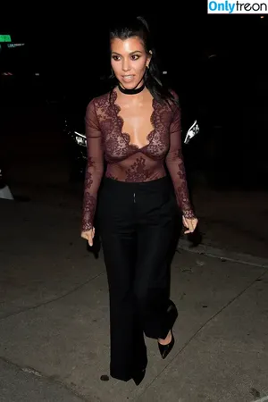 Kourtney Kardashian / kourtney_kardashian / kourtneykardash nude photo #1199