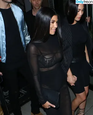 Kourtney Kardashian / kourtney_kardashian / kourtneykardash nude photo #1261