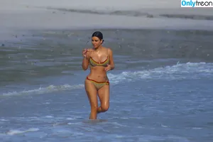 Kourtney Kardashian / kourtney_kardashian / kourtneykardash nude photo #1276