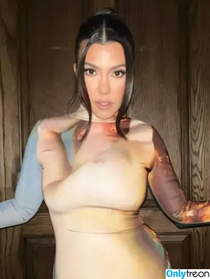 Kourtney Kardashian / kourtney_kardashian / kourtneykardash nude photo #1317