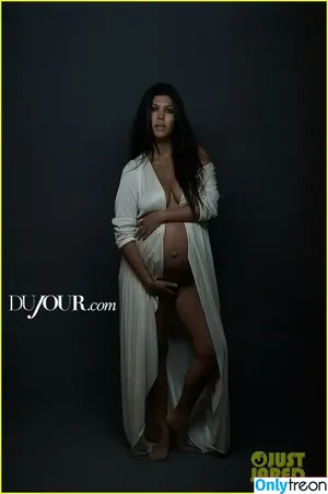 Kourtney Kardashian / kourtney_kardashian / kourtneykardash nude photo #1328