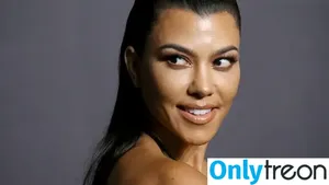 Kourtney Kardashian / kourtney_kardashian / kourtneykardash nude photo #1335