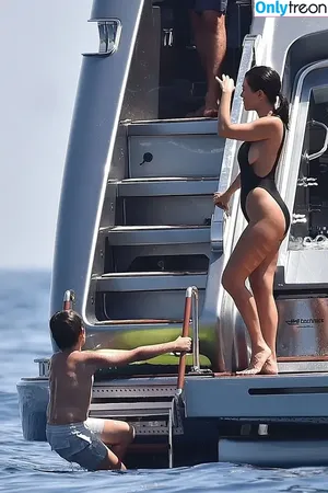 Kourtney Kardashian / kourtney_kardashian / kourtneykardash nude photo #1339