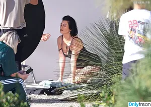 Kourtney Kardashian / kourtneykardash nude photo #1378