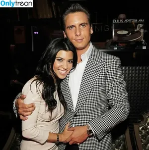 Kourtney Kardashian / kourtney_kardashian / kourtneykardash фото голая #1409